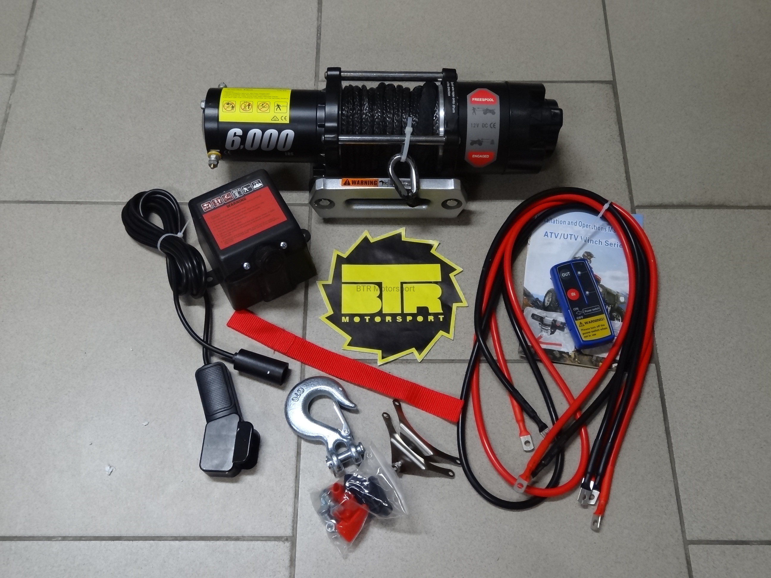 Лебедка электрическая 12V PRO&TOP 6000lbs / 2722 кг синтетический трос
